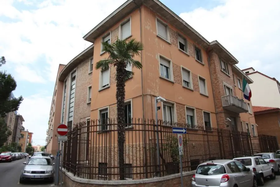 Pesaro, in vendita l’ex caserma della Polizia stradale di via Flacco